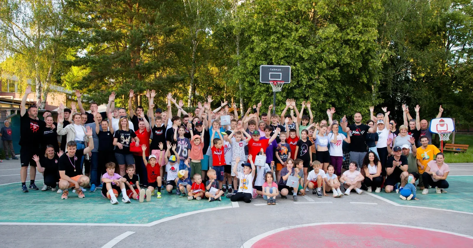 Deti, rodičia a tréneri na klubovom podujatí BBK